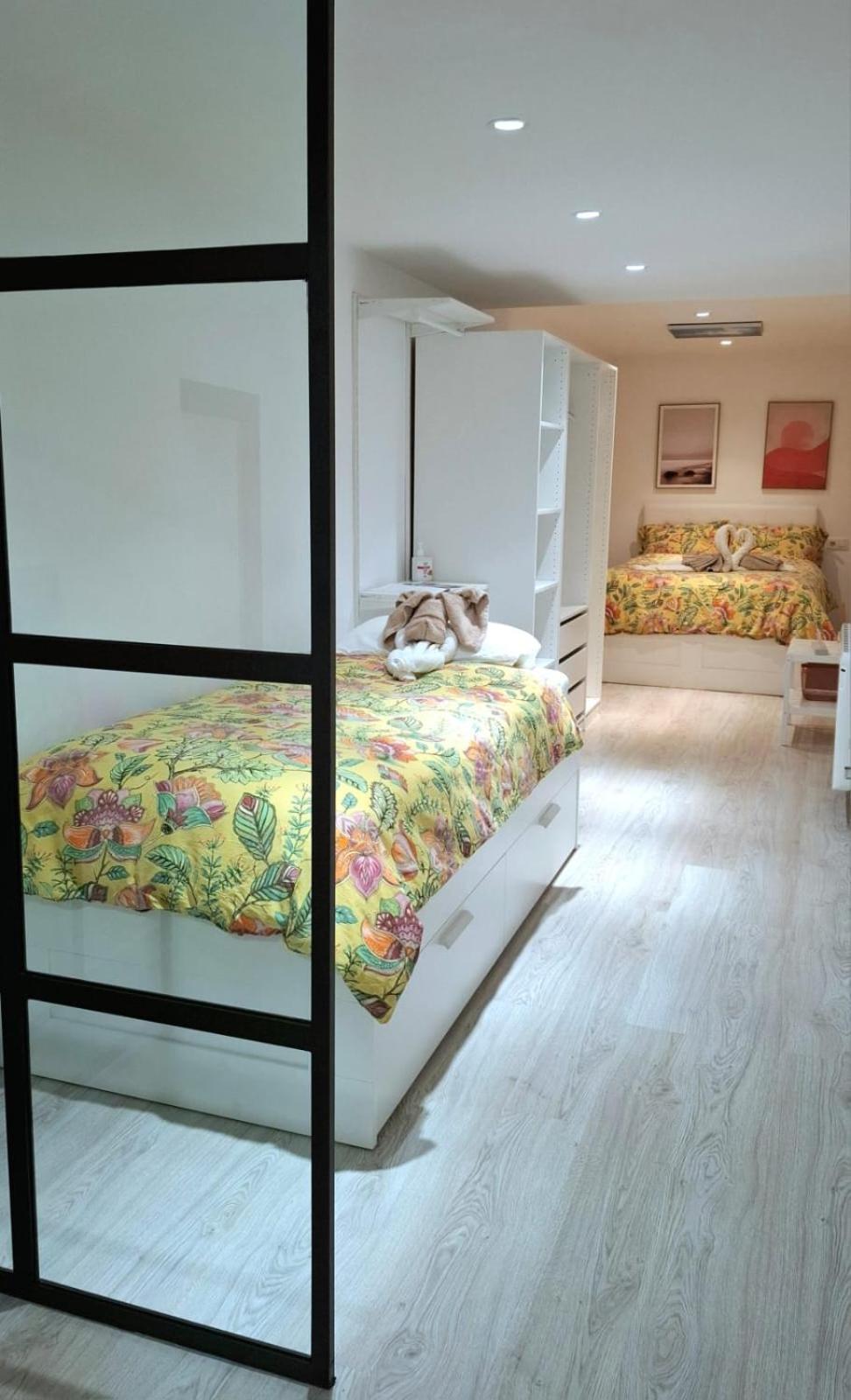 Moderno Apartamento Con Garaje Privado En El Centro De Vigo Esterno foto
