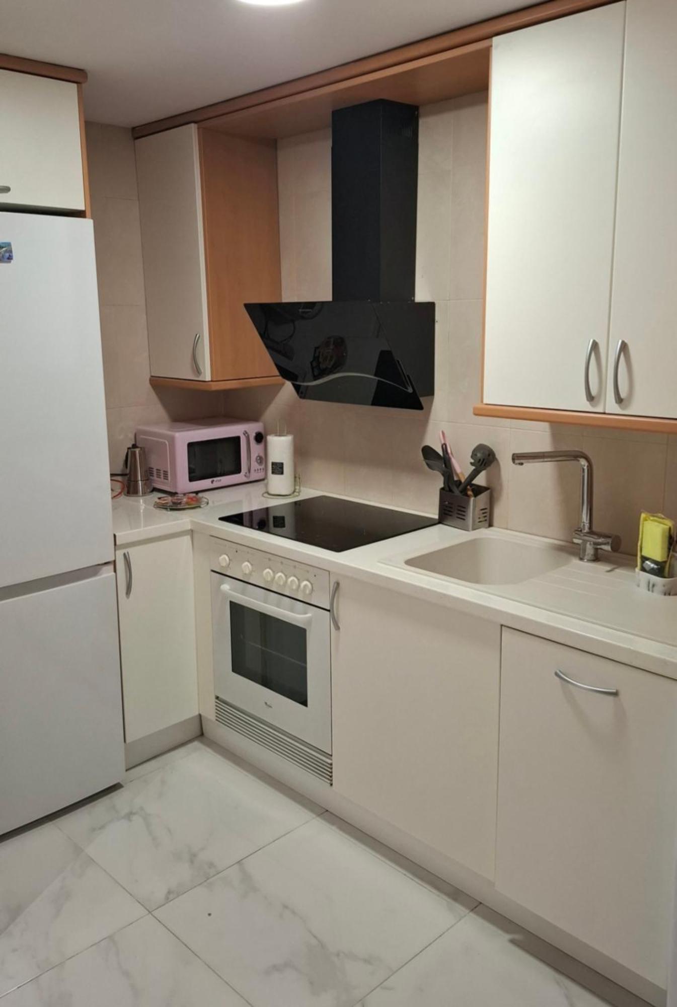 Moderno Apartamento Con Garaje Privado En El Centro De Vigo Camera foto